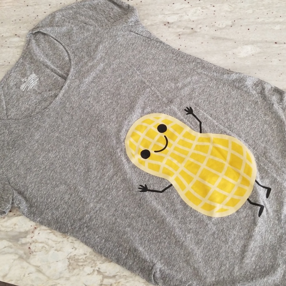 Little peanut Maternity shirt 🥜